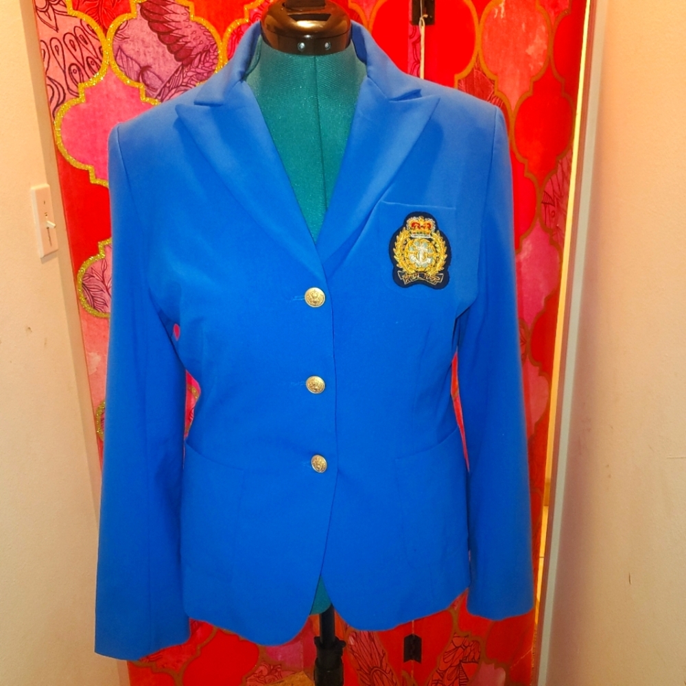 Royal Navy inspired cobalt blue 💙  blazer